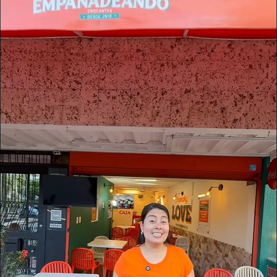 Fachada del local Empanadeando en Prados del Norte